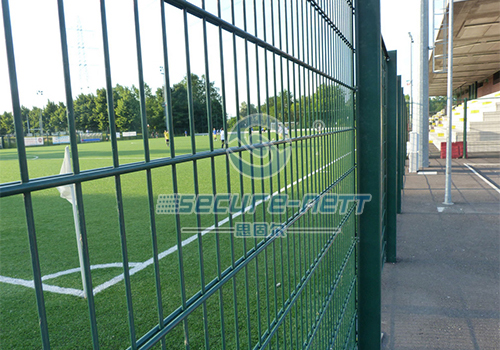 Double wire 656 wire mesh fencing