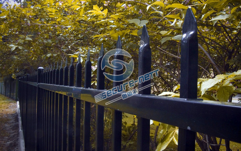 Press formed spear fencing Technological