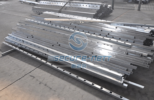 Flat Top Galvanized Steel Aluminum Fence Exporter