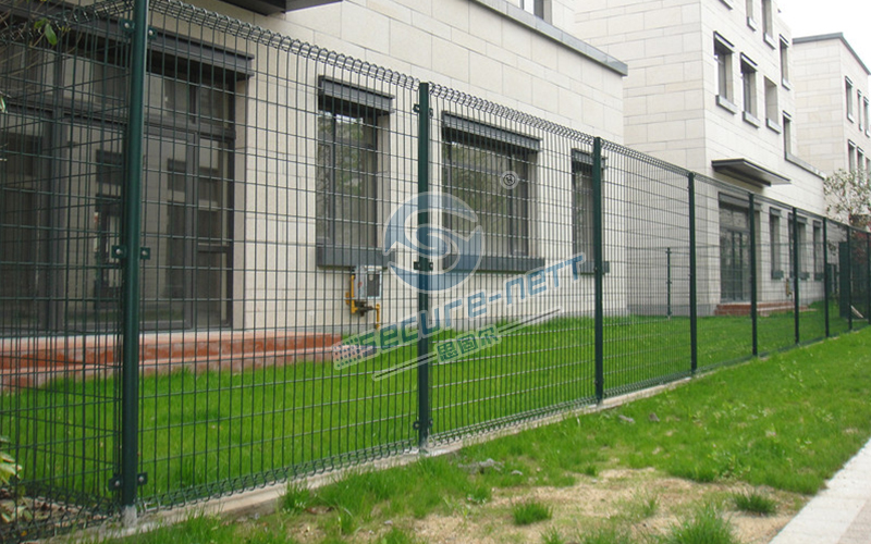 Double Roll Top Fencing Good looking