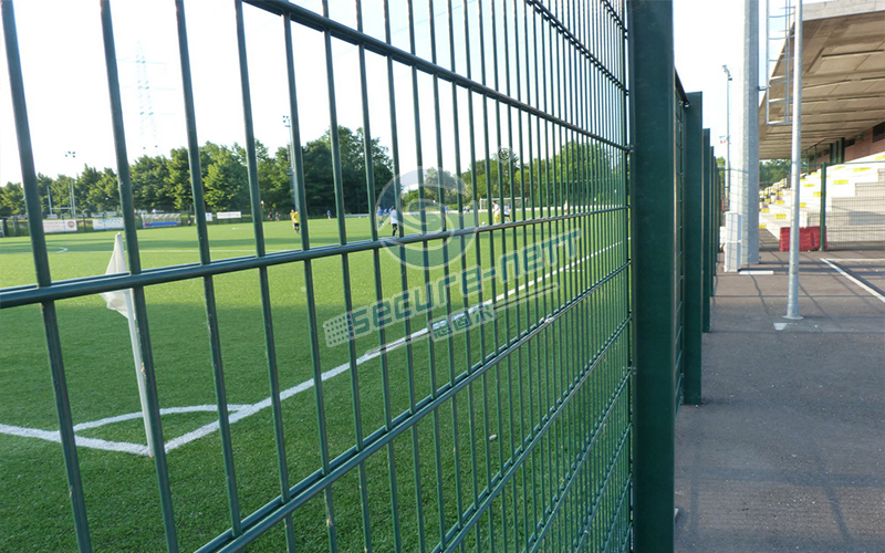 656/868 Double Wire Mesh Fencing