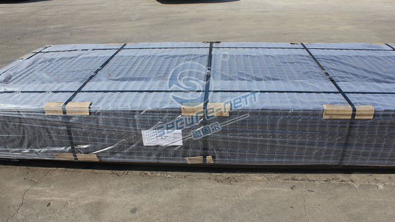 double wire mesh fence