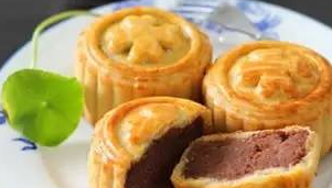 欧美佳叫你做红豆沙月饼