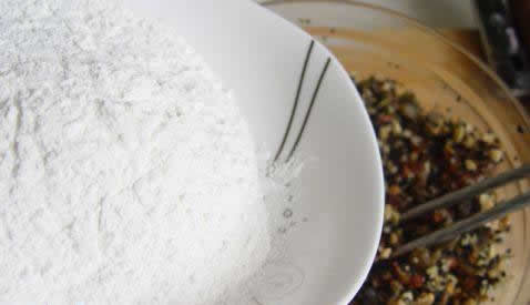 欧美佳教你做五仁月饼