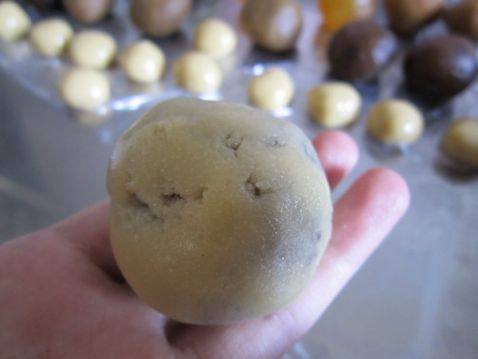 直至皮均匀的包裹住馅