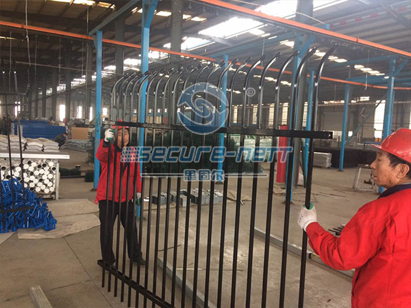 Extension Arms Steel Fencing