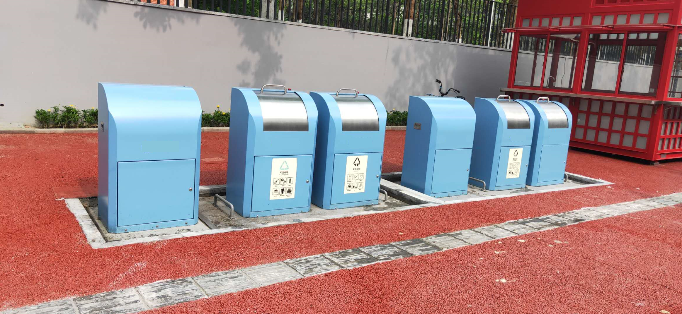 حريق جهاز إطفاء النفايات