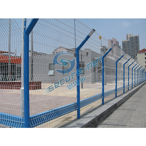 China Powder Coated 3D Curved Wire Mesh Fence