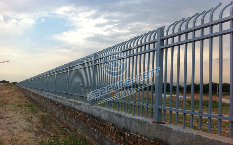 Extension Arms Steel Fencing