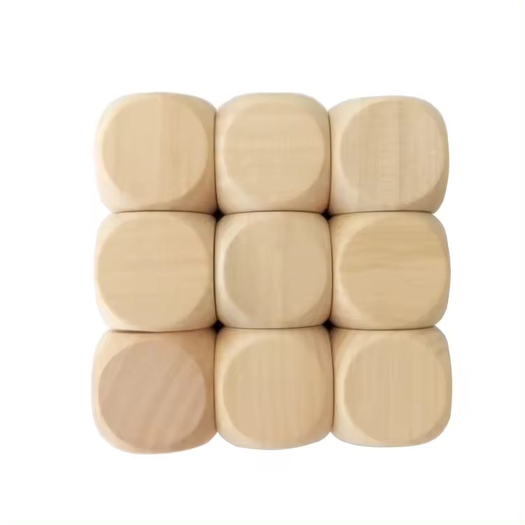 Any size wooden dice 25 years of craft wholesale wholesale multifunctional size customization.
