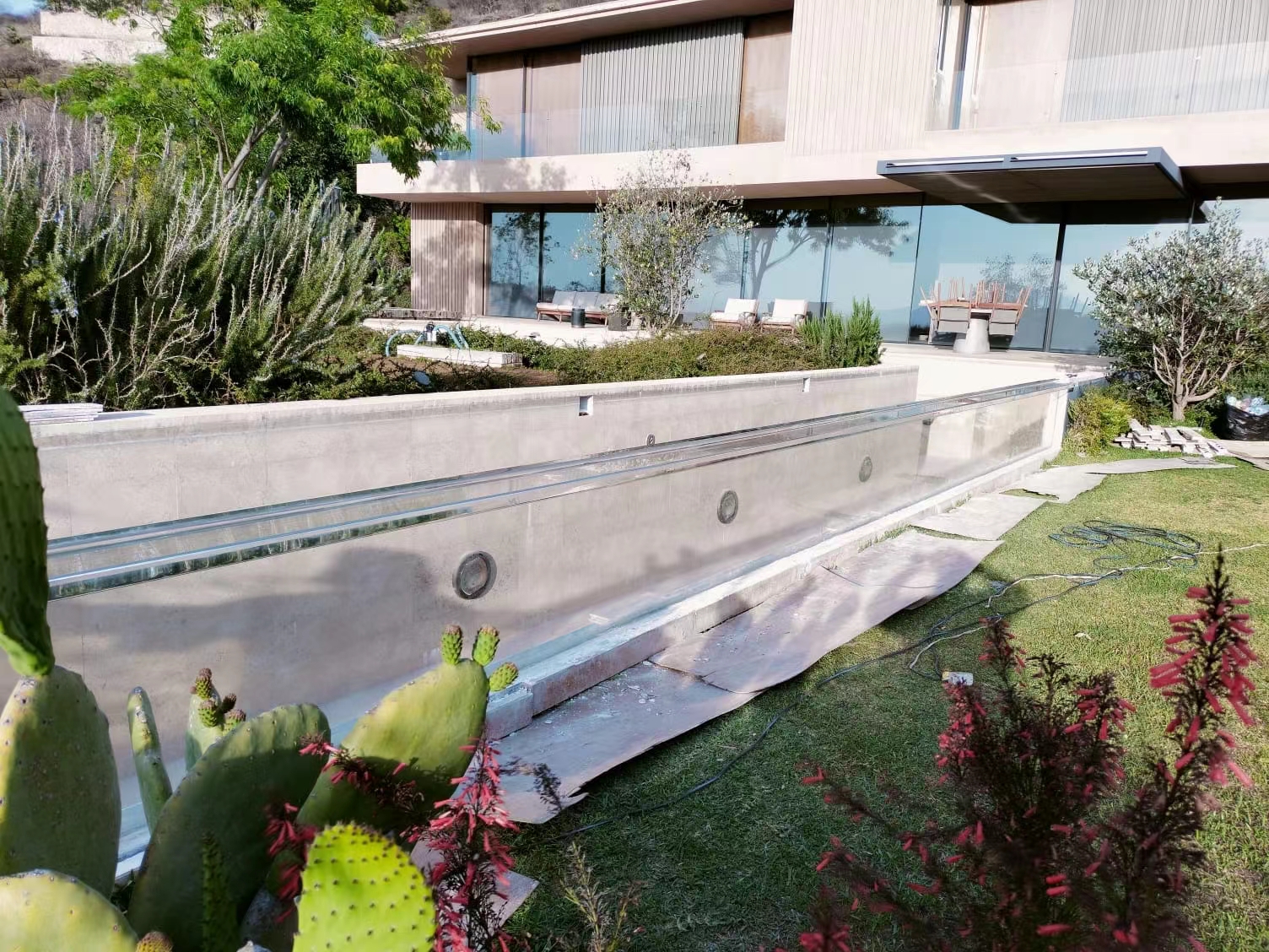 Piscina fuori terra in acrilico - LEYU
