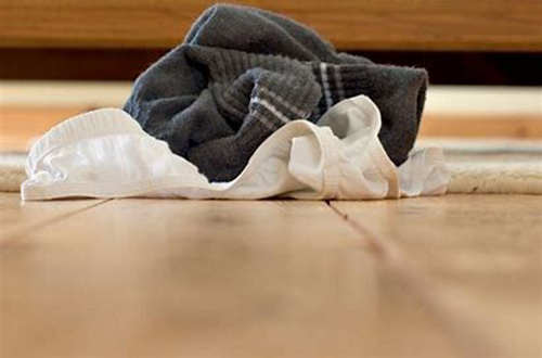 41-2- old underwear