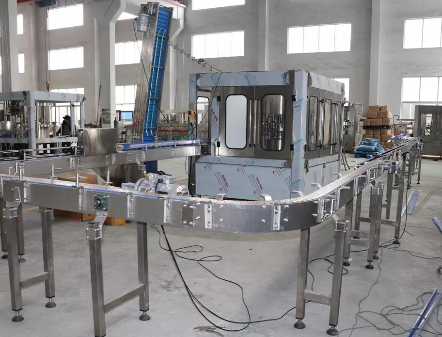 Olajpalackoz&oacute; g&eacute;p-term&eacute;k