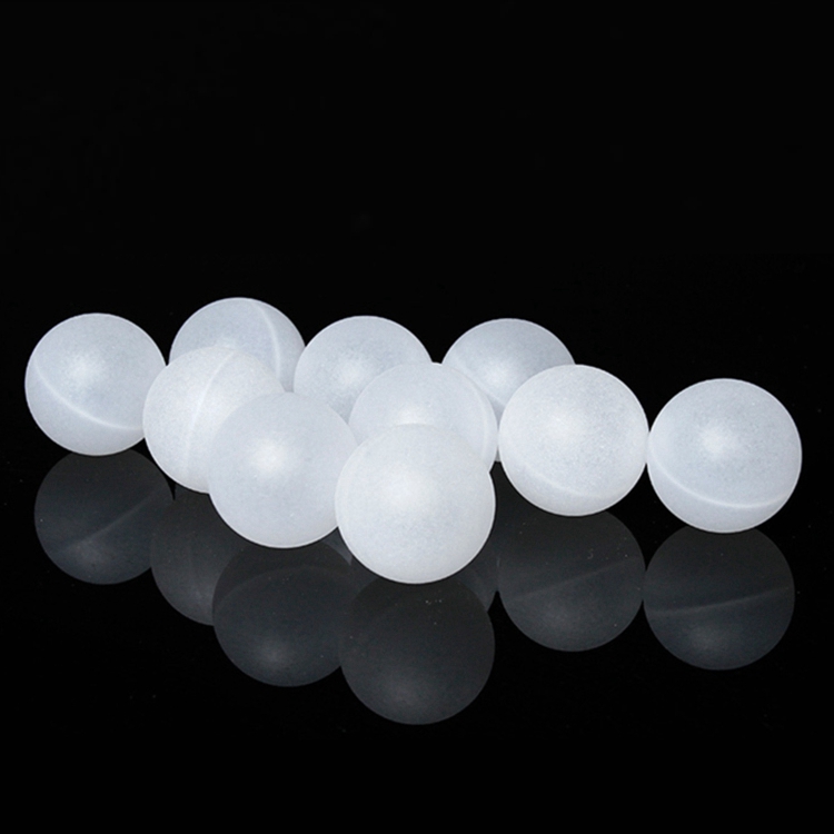 Vente en gros sous étiquette privée taille personnalisée polyvalente et matériaux personnalisés 15mm 17mm 20mm 25mm 25.2mm 35.56mm 37mm petite boule creuse en plastique en propylène pour rouleau anti-transpirant sur bouteille 