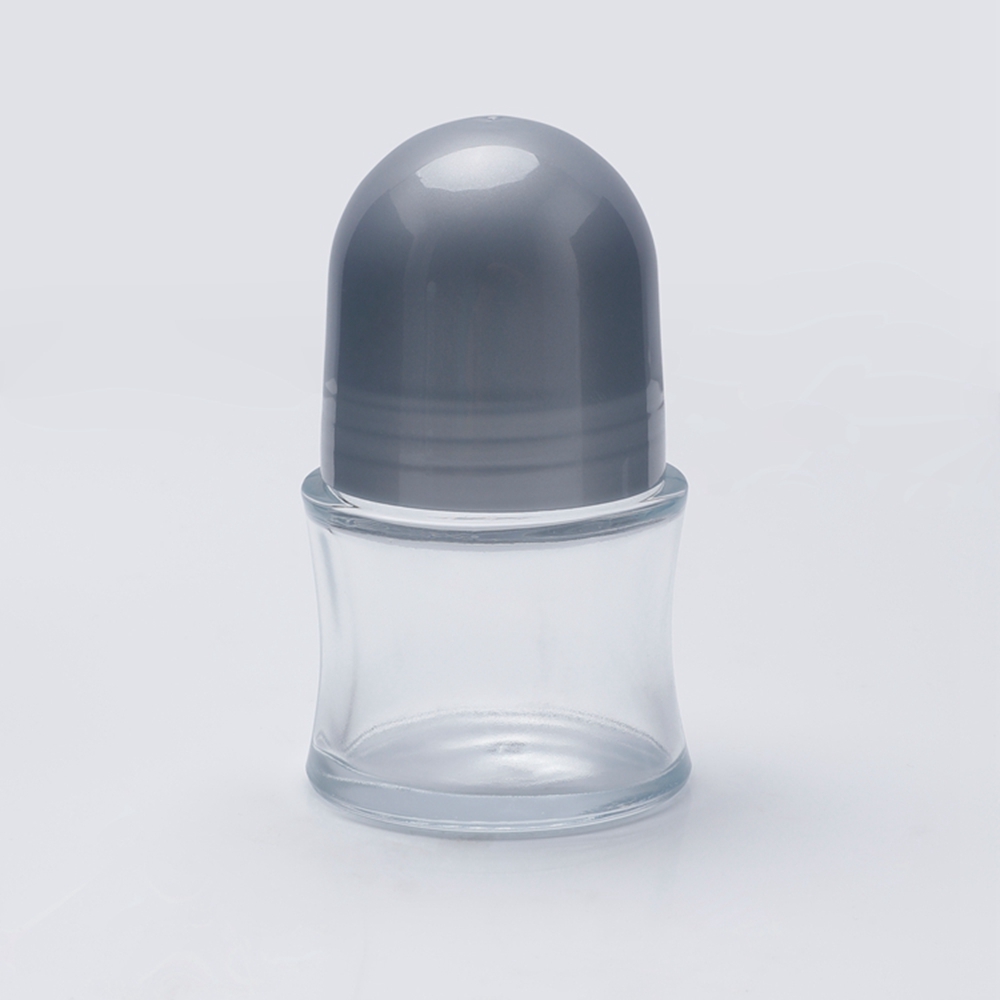Logo personnalisé et couleur Simplicité Bonne qualité Boule de 50 ml Diamètre 35,2 mm Hauteur 92 mm Déodorant vide polyvalent Parfum Anti-transpirant Huile essentielle Rouleau sur bouteille en verre transparent