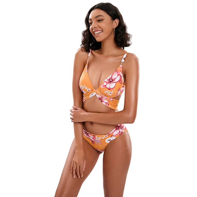 Set bikinit trekëndëshi underwire