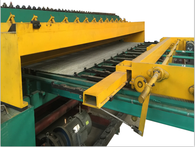 358 anti crawling mesh fence Welding Machine
