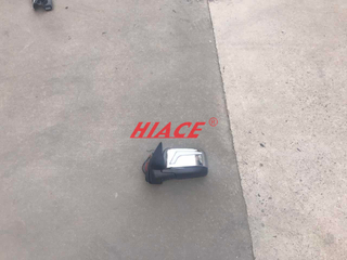 尼桑NV350电动倒车镜