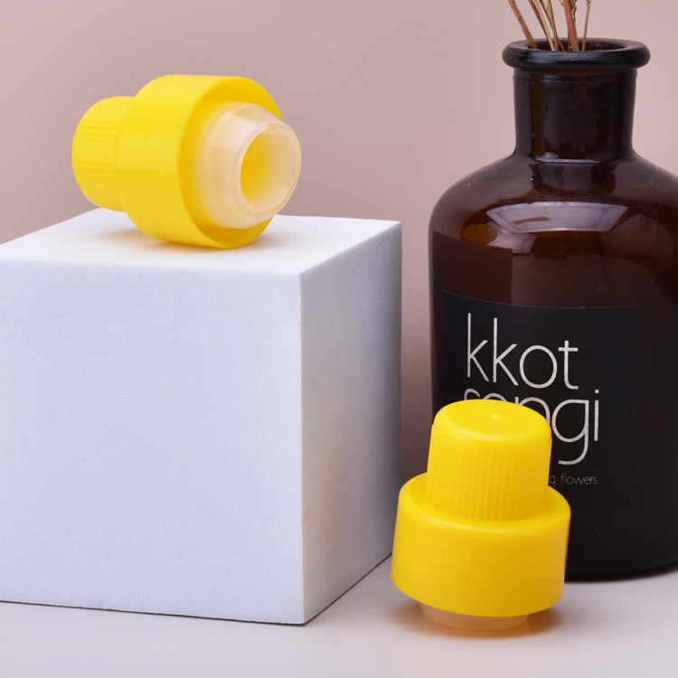 Bouchon de détergent à lessive en plastique PP jaune de 38 mm