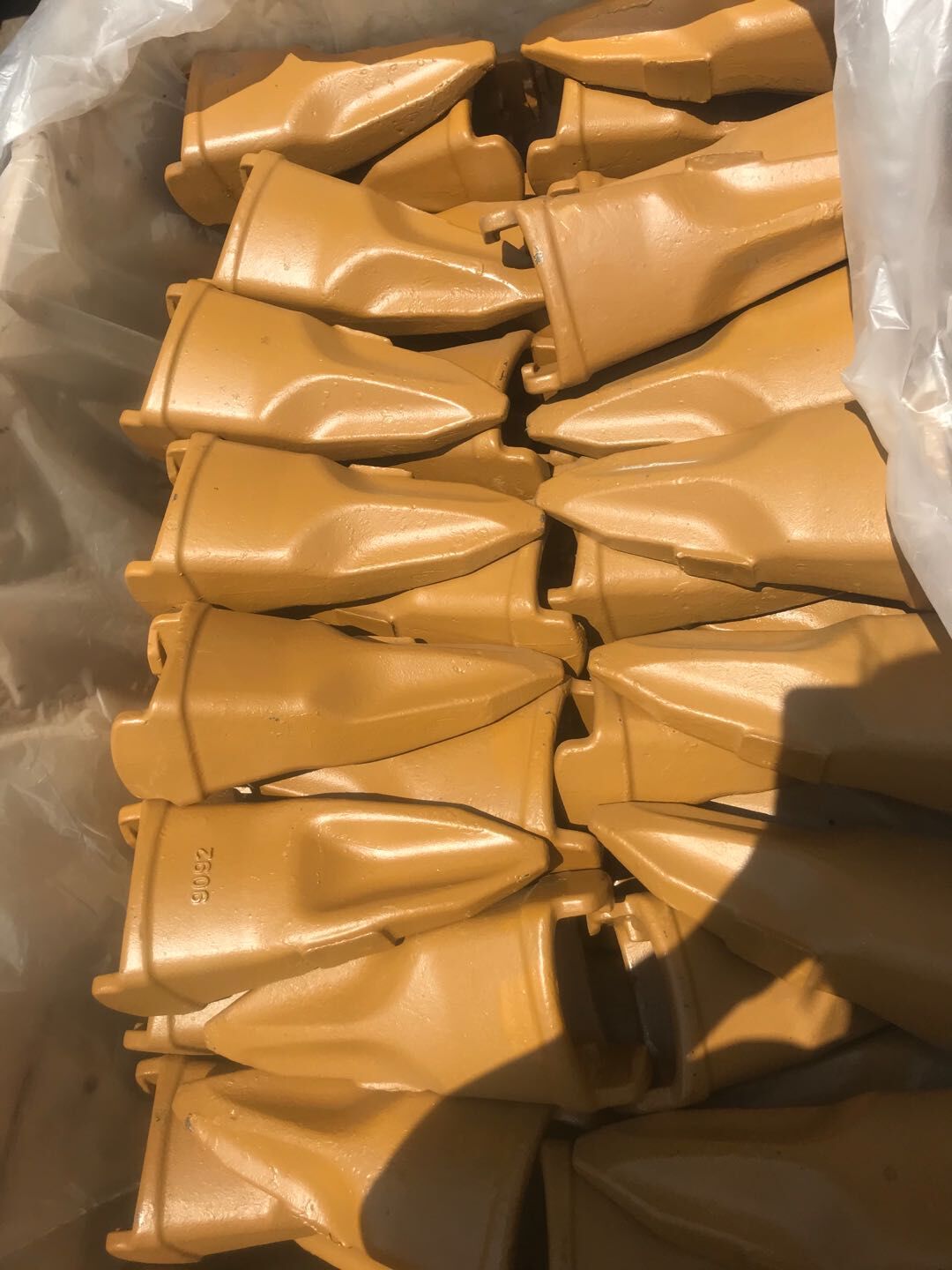 J200 Caterpillar Casting Excavator Wheel Loader Bucket Teeth 1U3202P