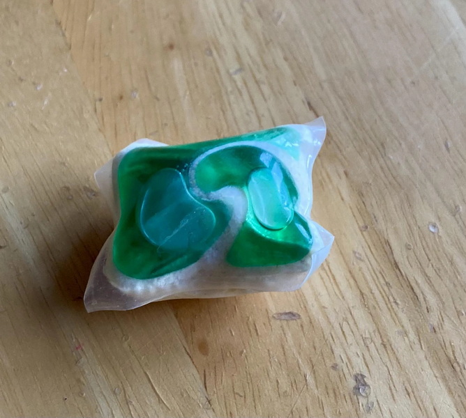 How To Tell Laundry Pods From Dishwasher Pods 식기세척기 포드에서 세탁 포드를 구분하는 방법