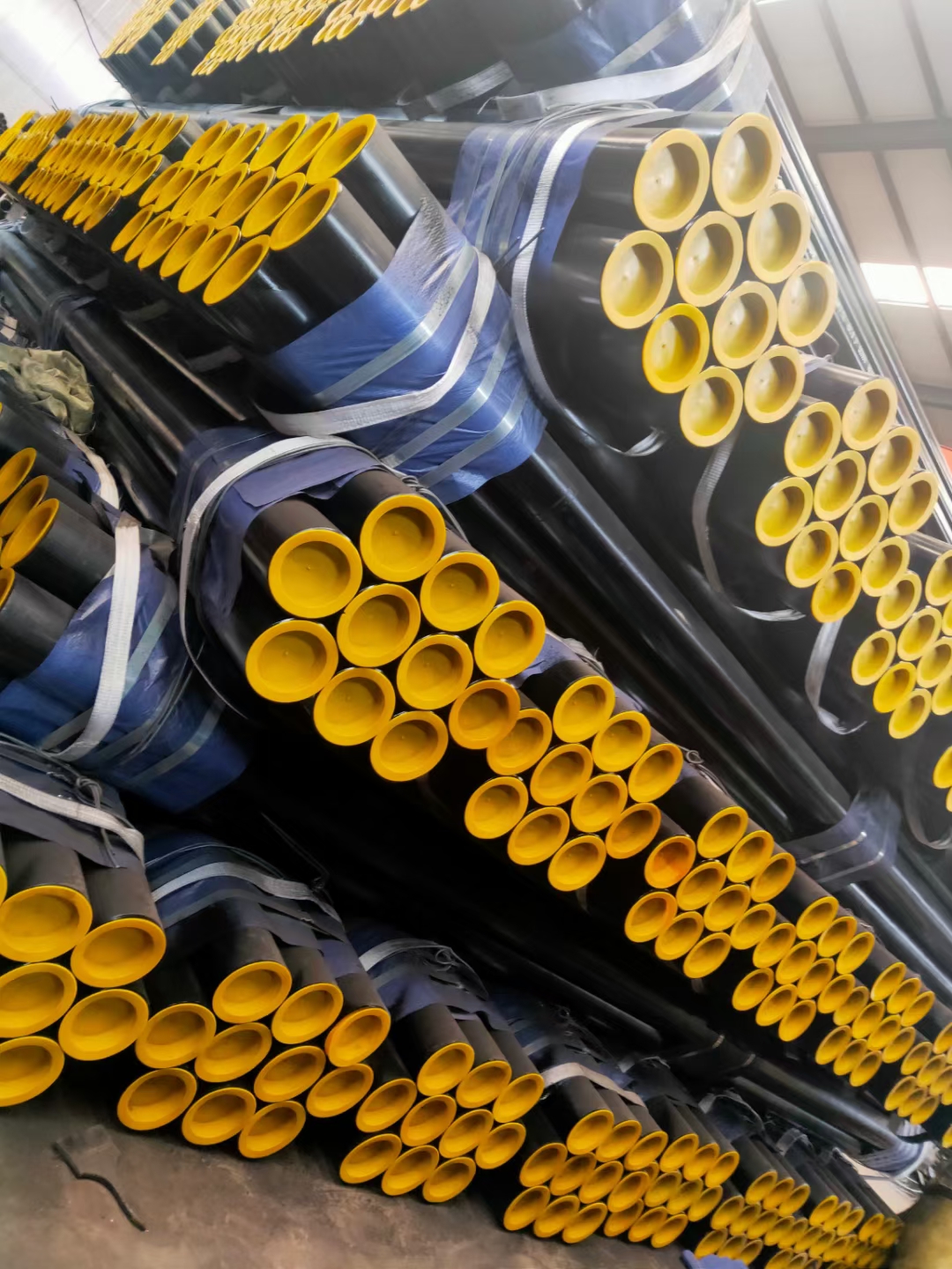 Carbon Steel Seamless Pipes