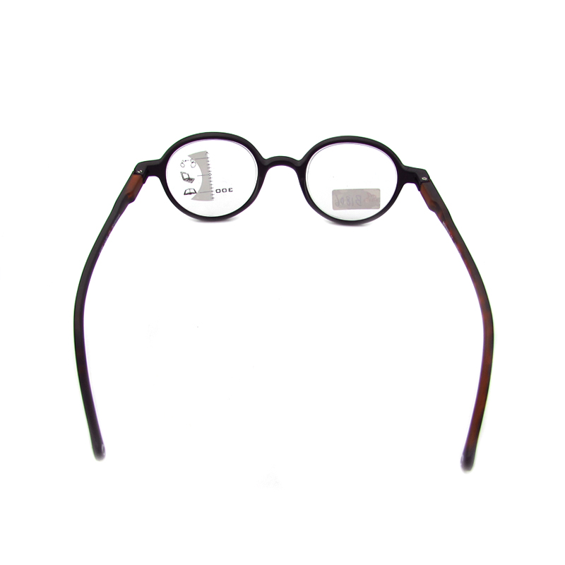 Round trendy multifocals magnifying reading glasses