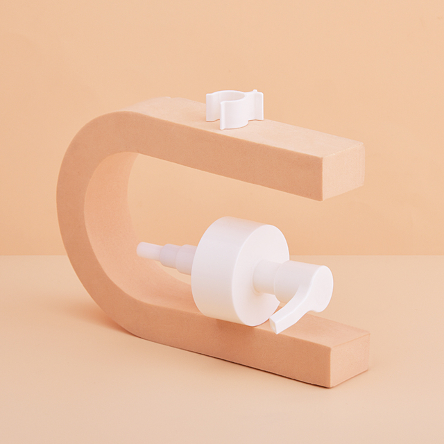 Bomba color crema 24/410 blanca de 40 mm 