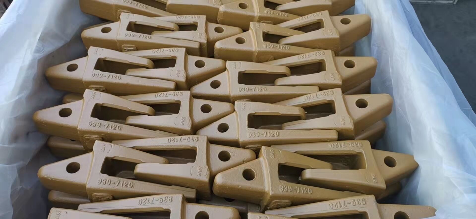 9-3excavator bucket teeth