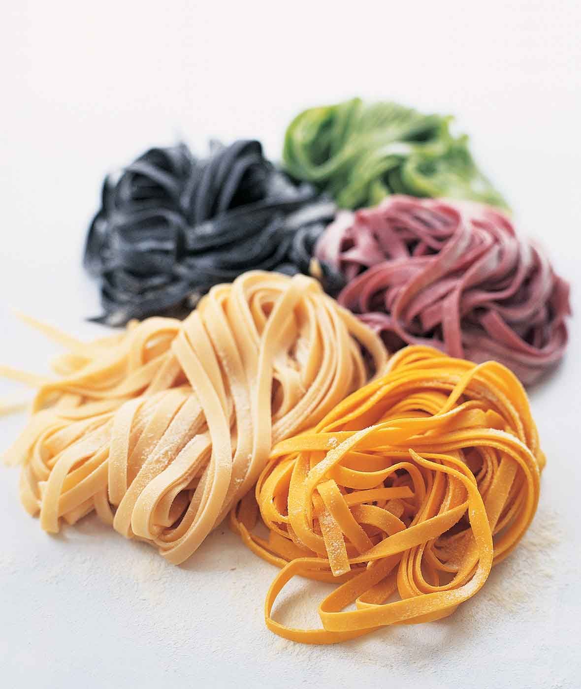 Сделайте идеальное тесто для пасты с миксером теста