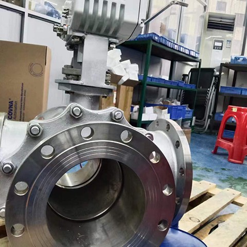 Vanne papillon pour syst&egrave;me d'eau glac&eacute;e COVNA Factory