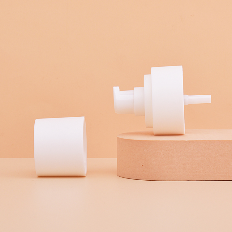 distributeur crème cosmétique de pompe 0.15cc