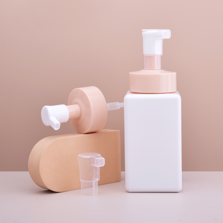 40/410 42/410 Bomba de espuma de fechamento duplo para cuidados com a pele com clipe