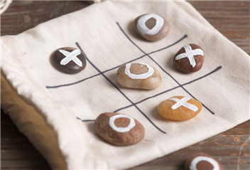 How To DIY a Tic-Tac-Toe Travel Game?.