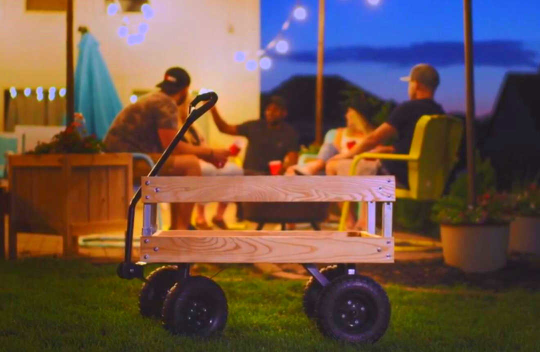 Wooden Wagon Game Center Including Many Outdoor Game Cornhole, Washers,tumbling Tower ,Yard Dice And Pong 