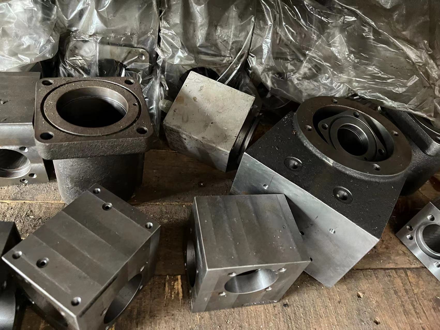 QT600-3 QT600-3 Spheroidal Cast Iiron cnc machining parts sand casting parts