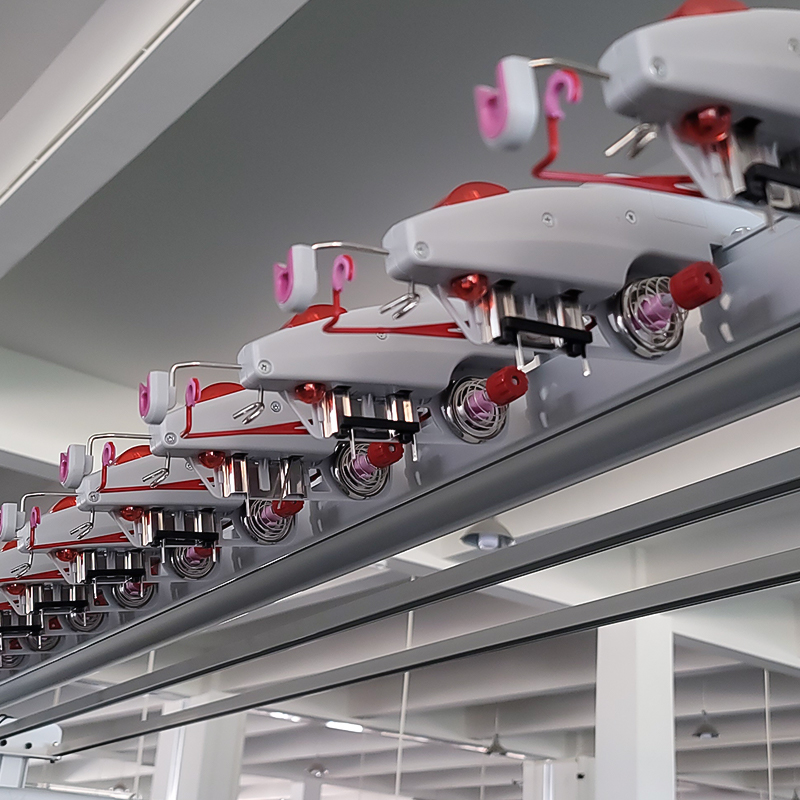 Disegno dettagliato della macchina per maglieria per coperte a doppio sistema (4)