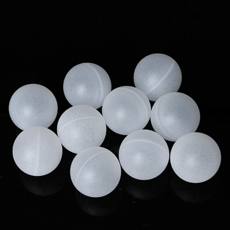 Bolas de plástico huecas Proveedores Venta al por mayor de alta calidad 15 mm 17 mm 20 mm 25 mm 25,2 mm 35,56 mm 37 mm Blanco PP PE GPPS Bolas de plástico huecas de plástico para rollo de aceite esencial en botella