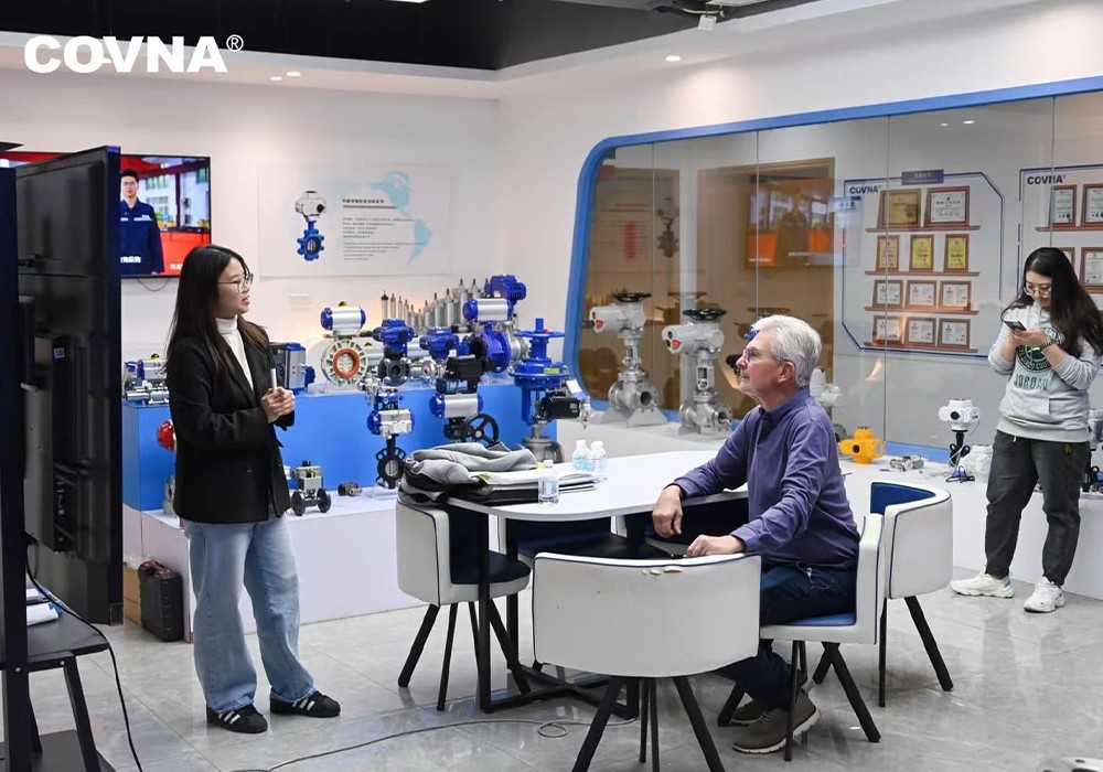 US Client Visits COVNA to Confirm Ball Valve Order and Explore Factory Capabilities6 ลูกค้าสหรัฐเยี่ยมชม COVNA เพื่อยืนยันคำสั่งซื้อบอลวาล์วและสำรวจความสามารถของโรงงาน6