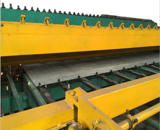 358 anti crawling mesh fence Welding Machine