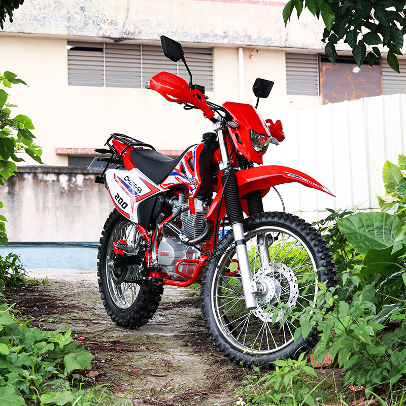 motocicletta fuoristrada