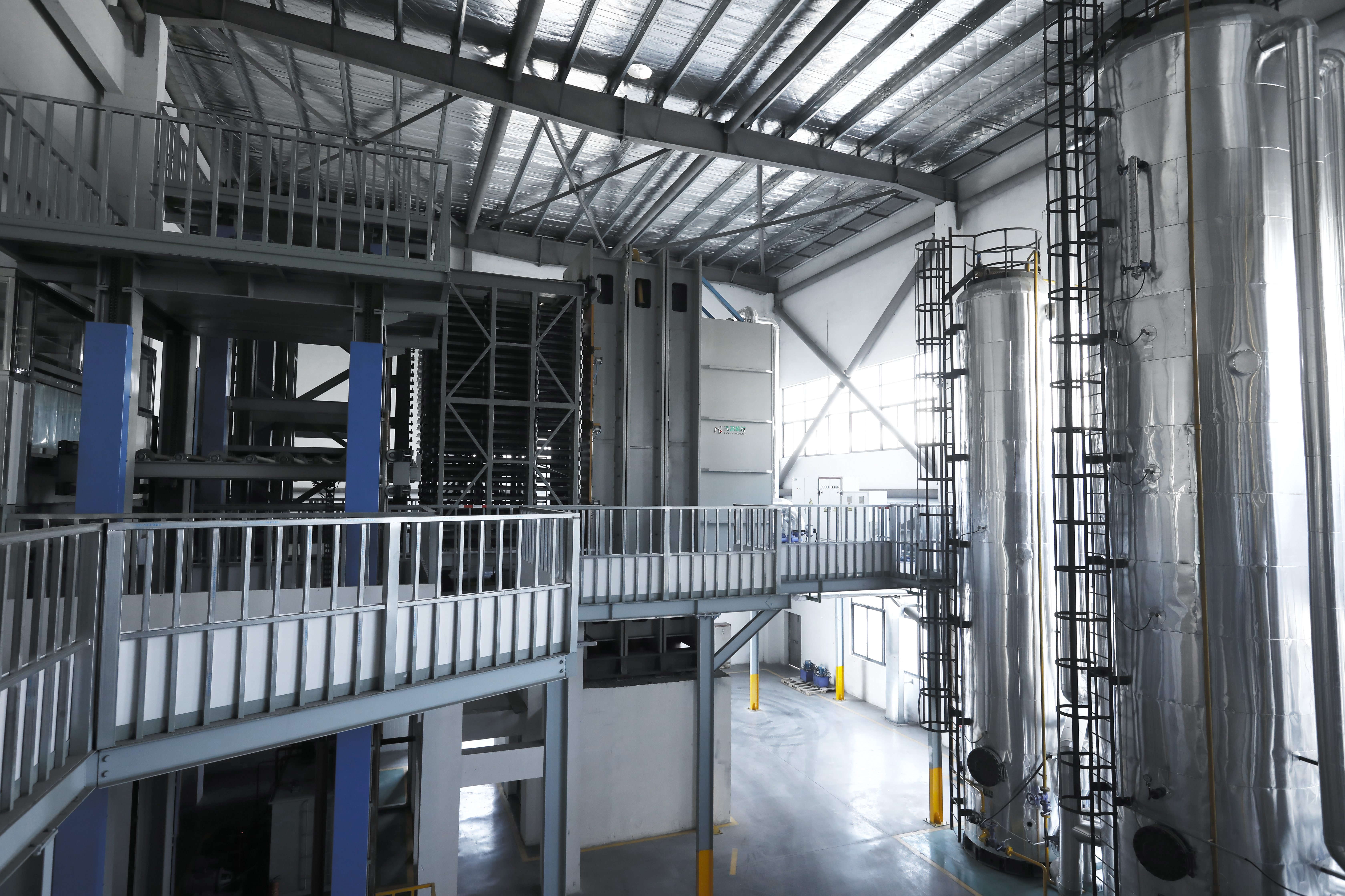 Panels mit chemisch resistenten kompakten Laminat mit probanden