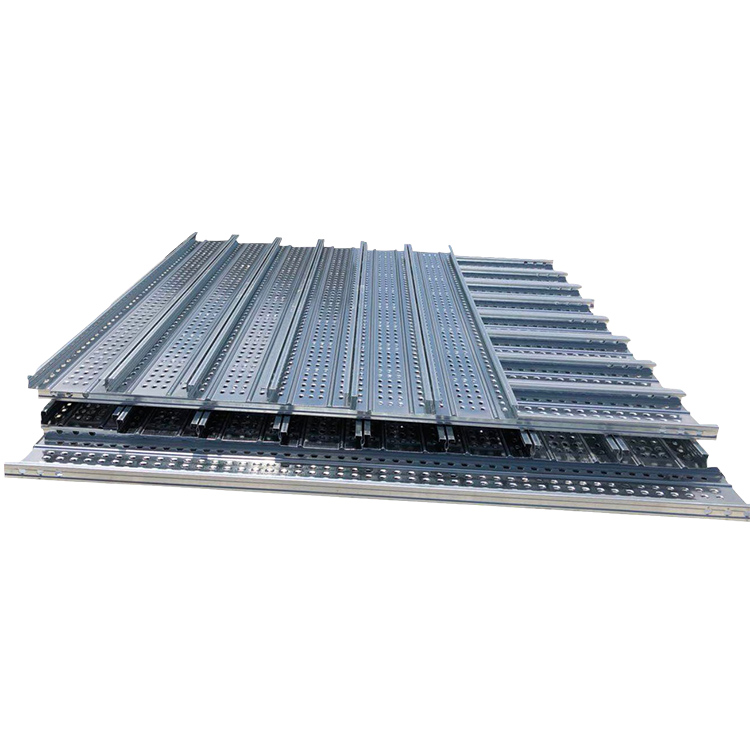 Scaffold panel roll forming machine