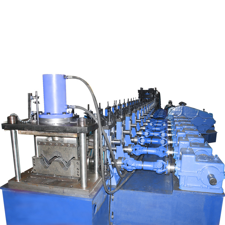 Highway guardrail roll forming machine