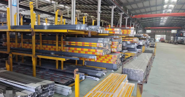 Nangungunang Mga Manufacturer at Supplier ng Aluminum Extrusion Equipment sa Japan
