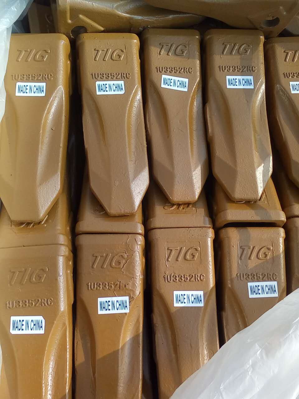 1U3352RC Cat Excavator Bucket Tooth Machinery Bucket Tooth