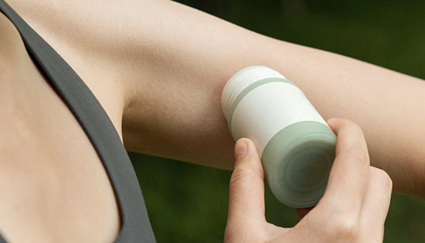 Por Qué Más Marcas Están Cambiando A Botellas De Rodillos PCR