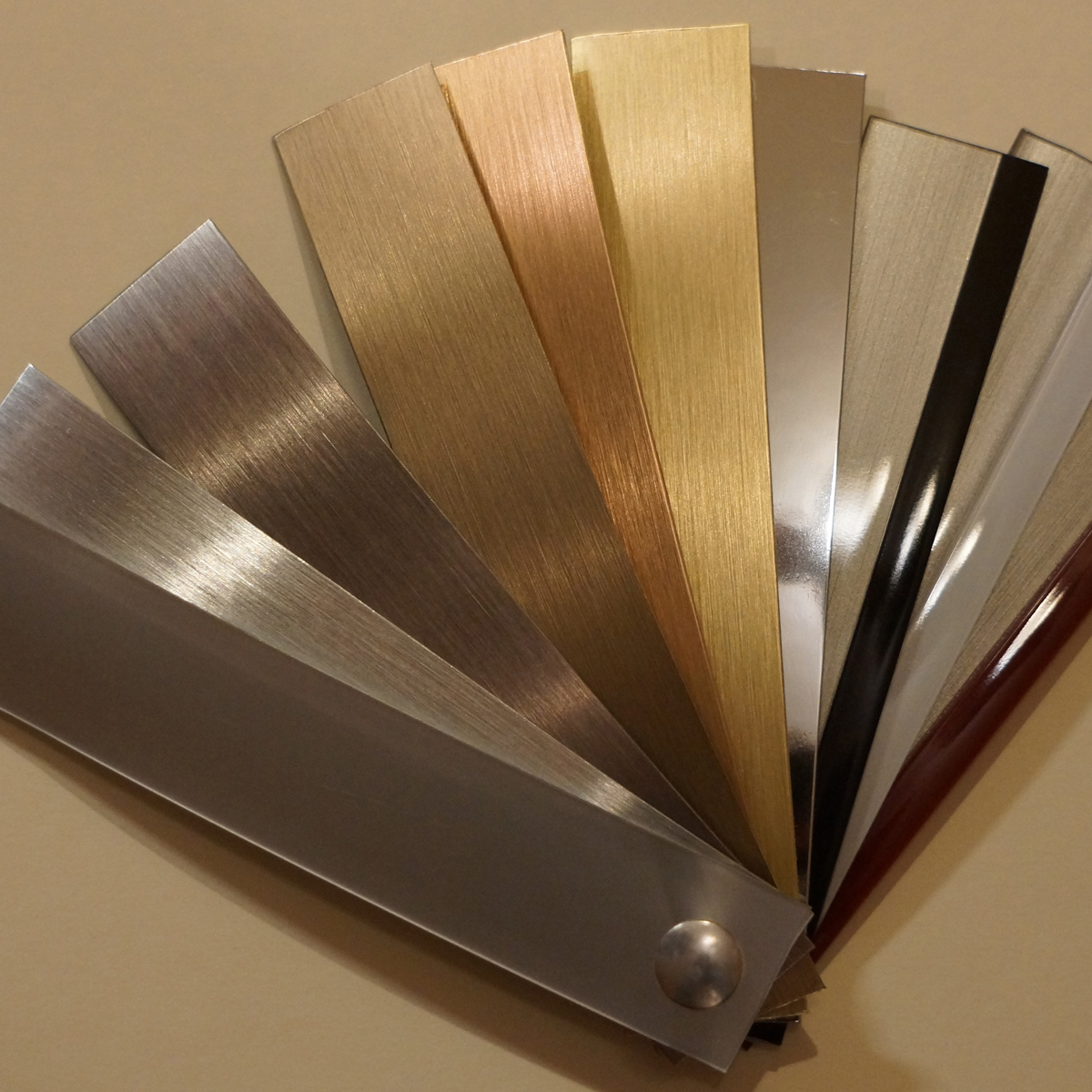 1050 geborselde kleurbedekte aluminiumspoelmonster