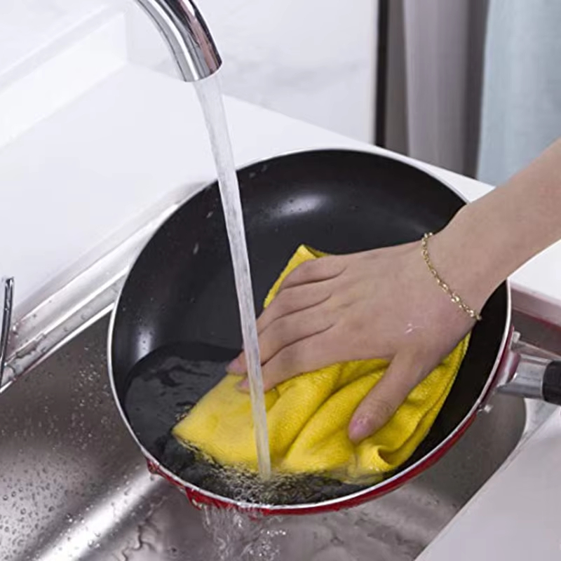 Bayeta de microfibra a medida para coche o cocina (3)