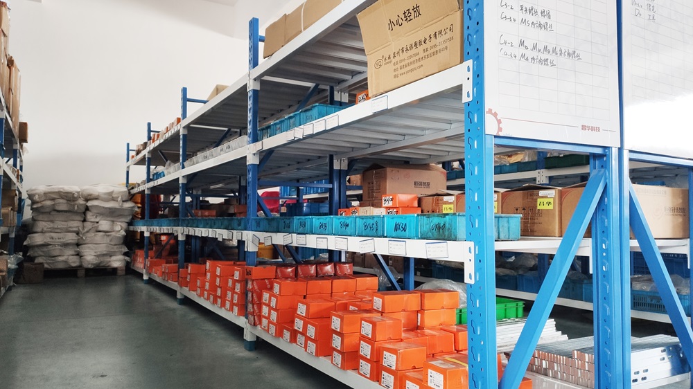 Usine de machines &agrave; tricoter plates - Changhua